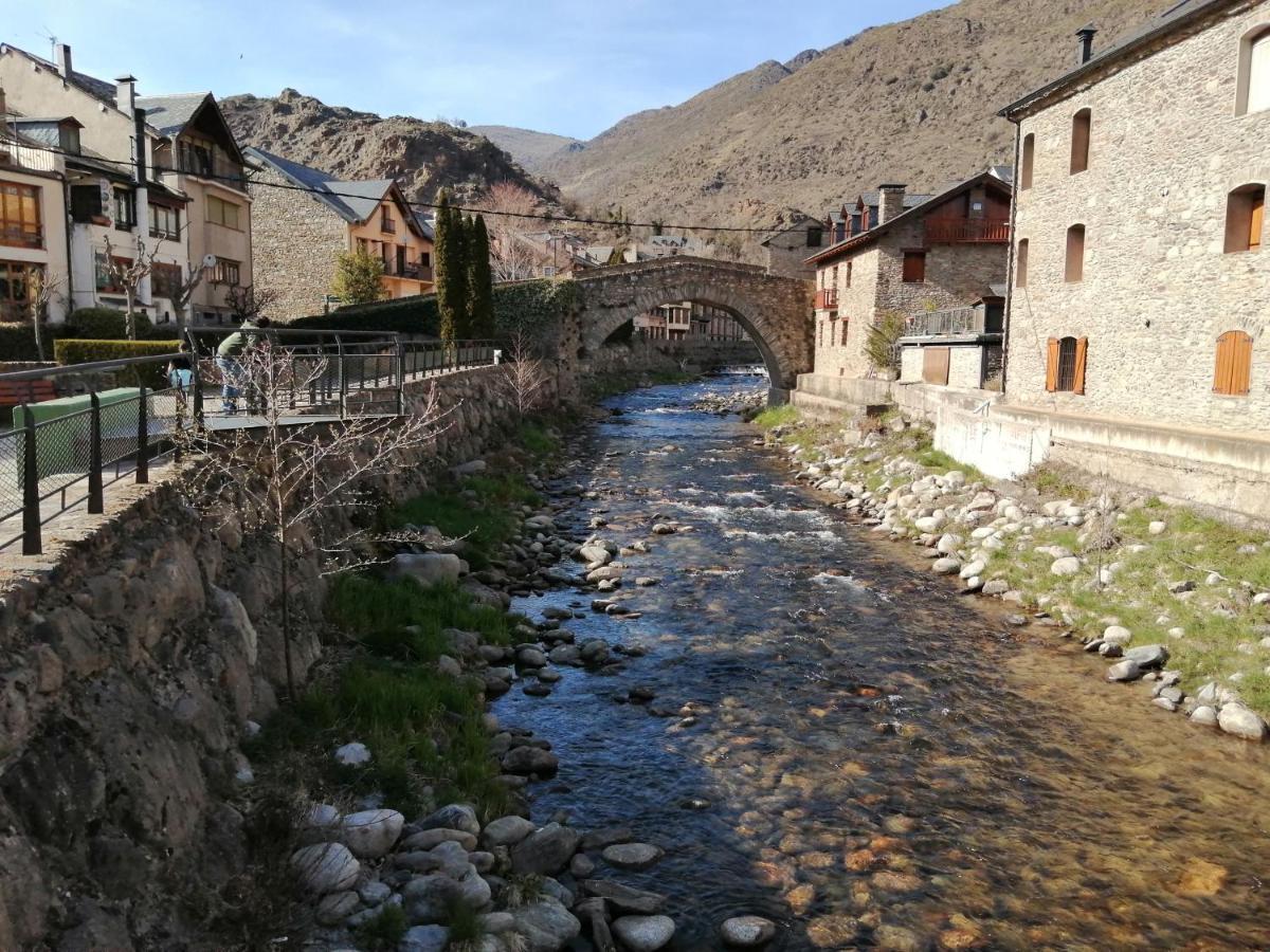 La Bruna De Esterri Esterri D'Aneu Luaran gambar